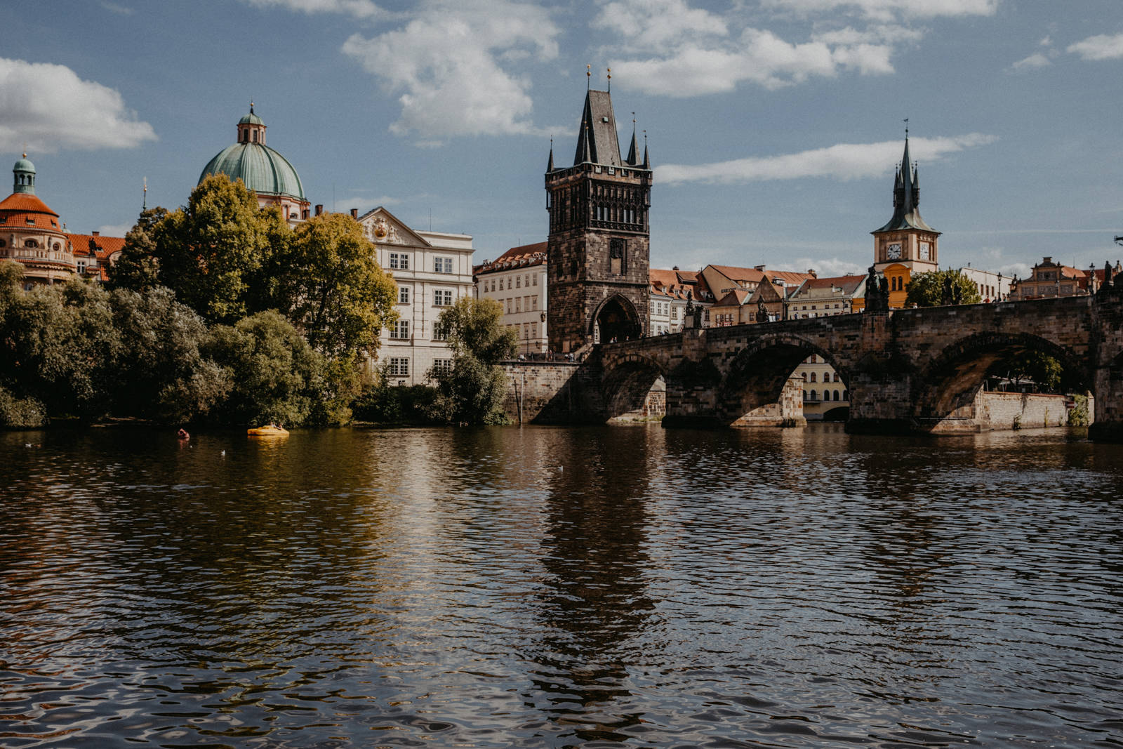Zum Frühstück nach Prag, von Dresden nur ein Katzensprung entfernt